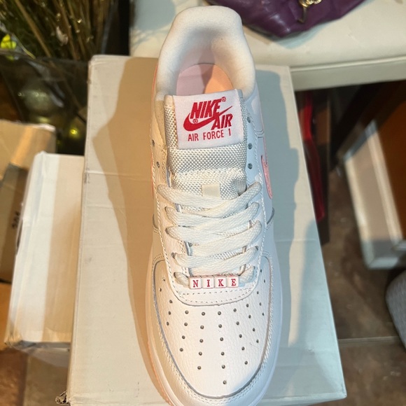 Nike Air Force 1.. Pink and White.. - Picture 3 of 6